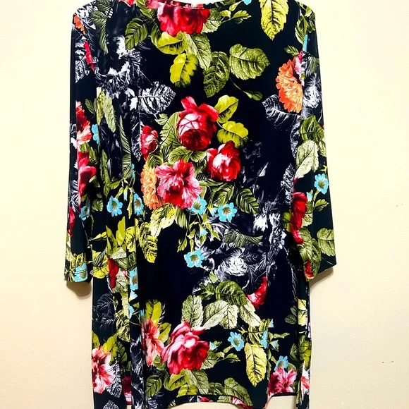 Floral tunic Attitudes by Renee sz XL - Picture 3 of 4